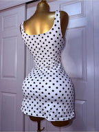 Vestido Mini Bodycon con Lunares y Amarre al Frente